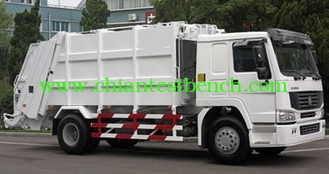 China SINOTRUK Howo 4*2 Compressed Garbage Truck supplier